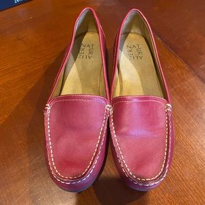 Women’s naturaizer flats 9W